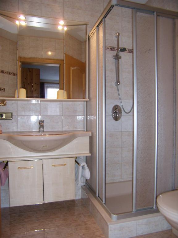 Appartementhaus Egger Kaprun Habitación foto